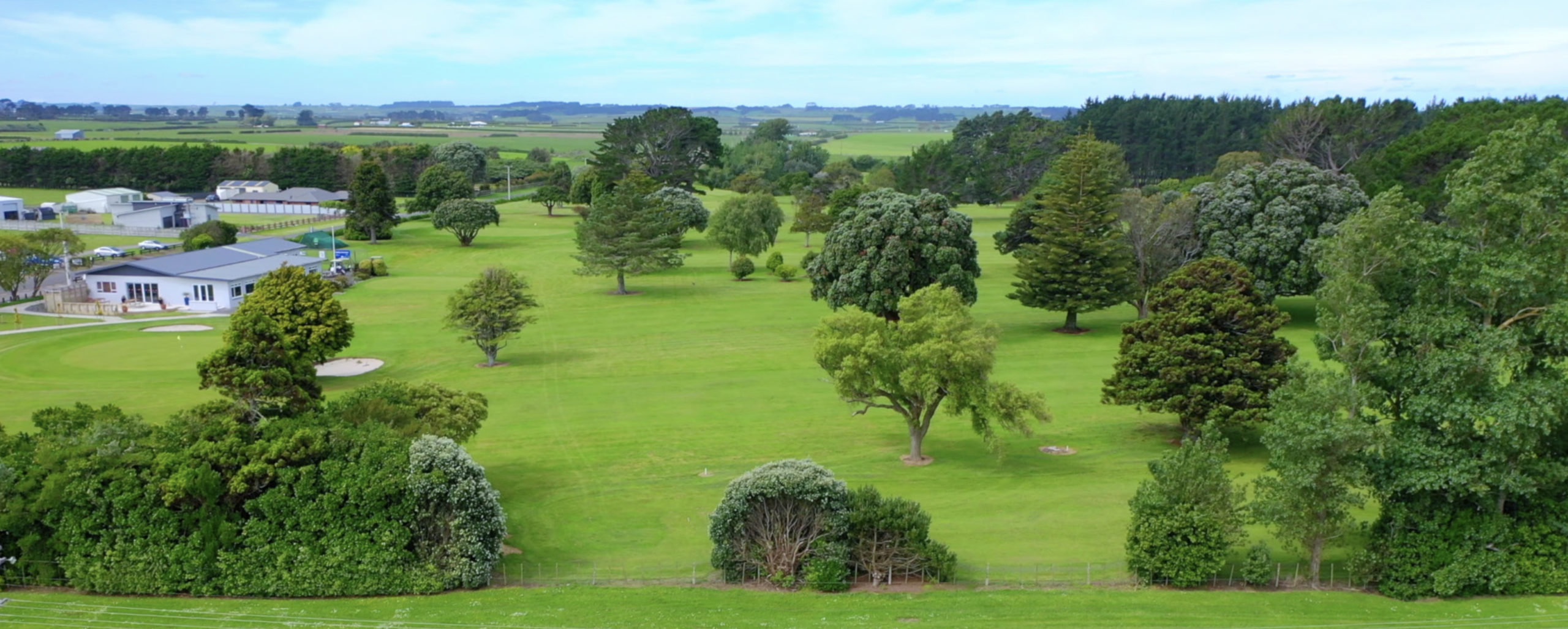 Te Ngutu club house and greens